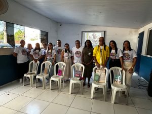 Vozes em Movimento: emoção, identidade negra e literatura marcam abertura do projeto na Escola Emmanuel Aroso 2 escola