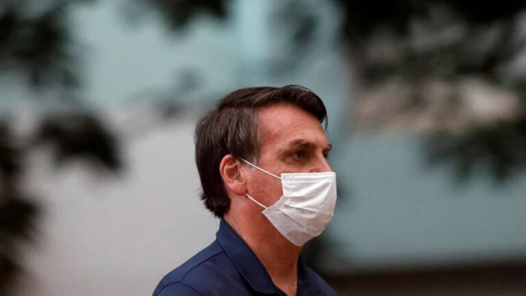 bolsonaro mascara