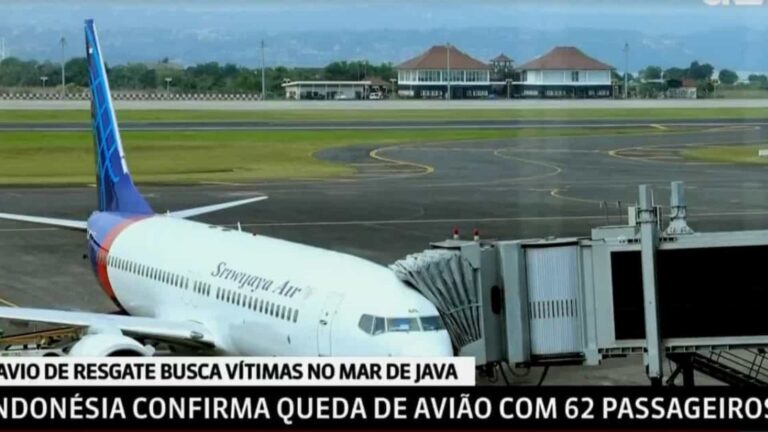 AVIÃO