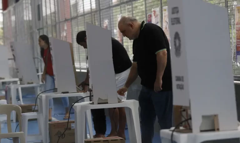 VOTAÇÃO